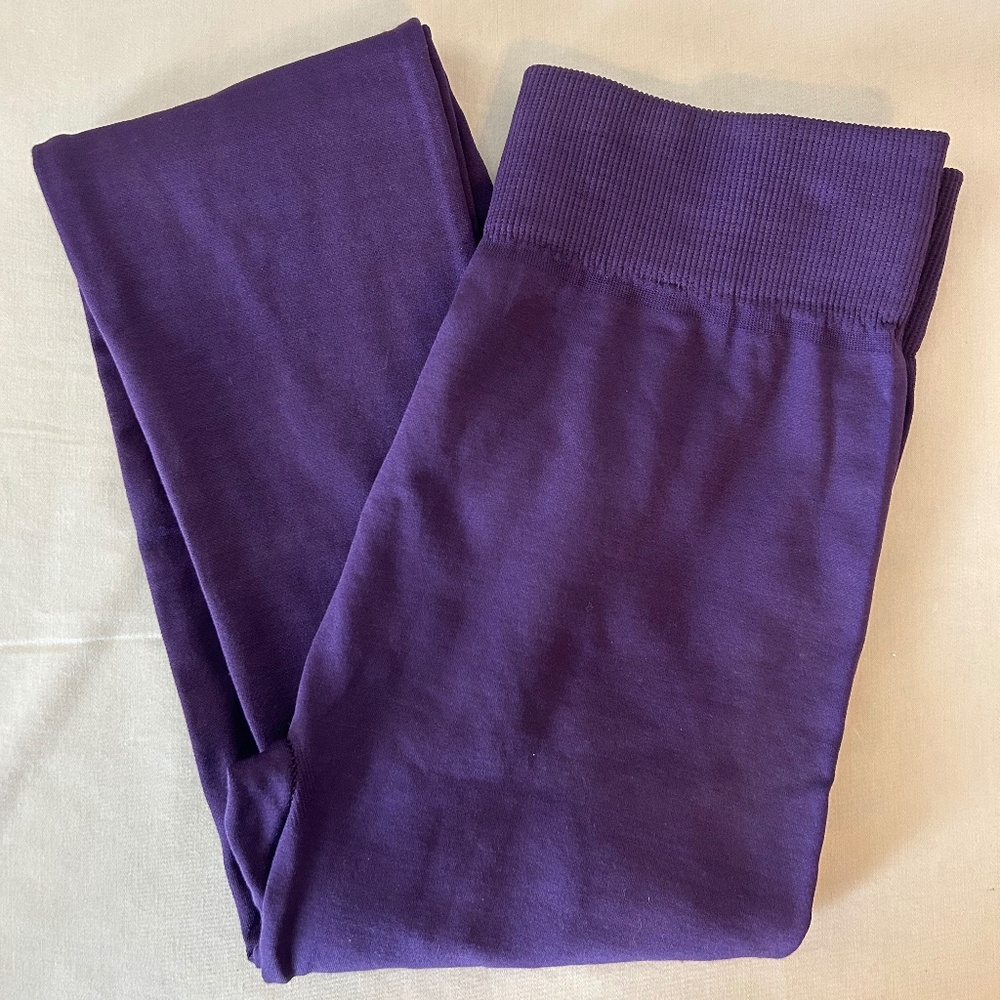 Women's Zenana Purple Seamless‎ Leggings | Size L/XL